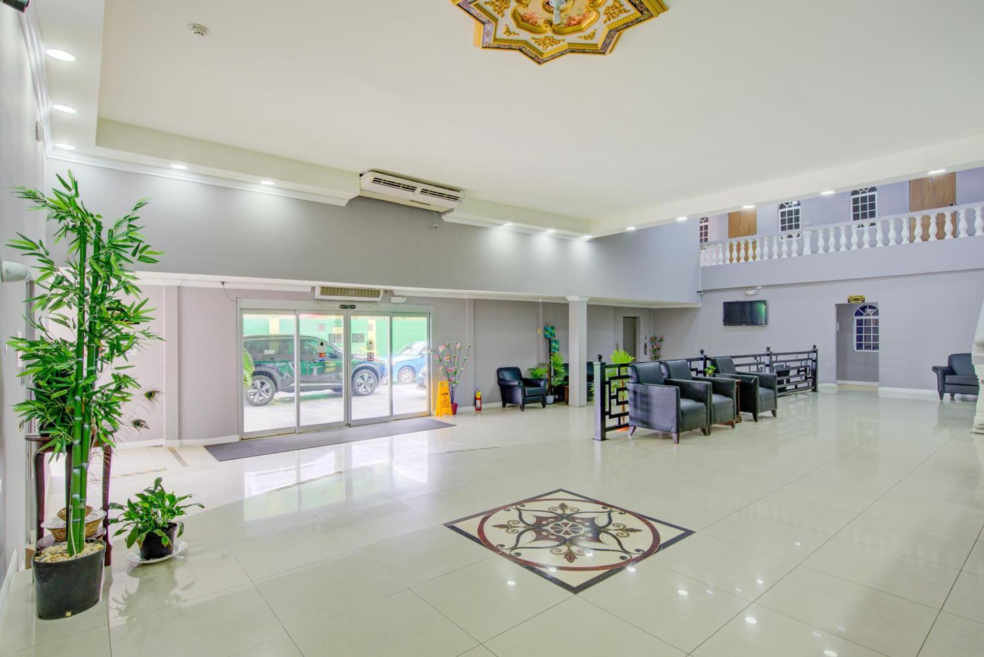 Airport Suites Hotel Piarco Exterior foto