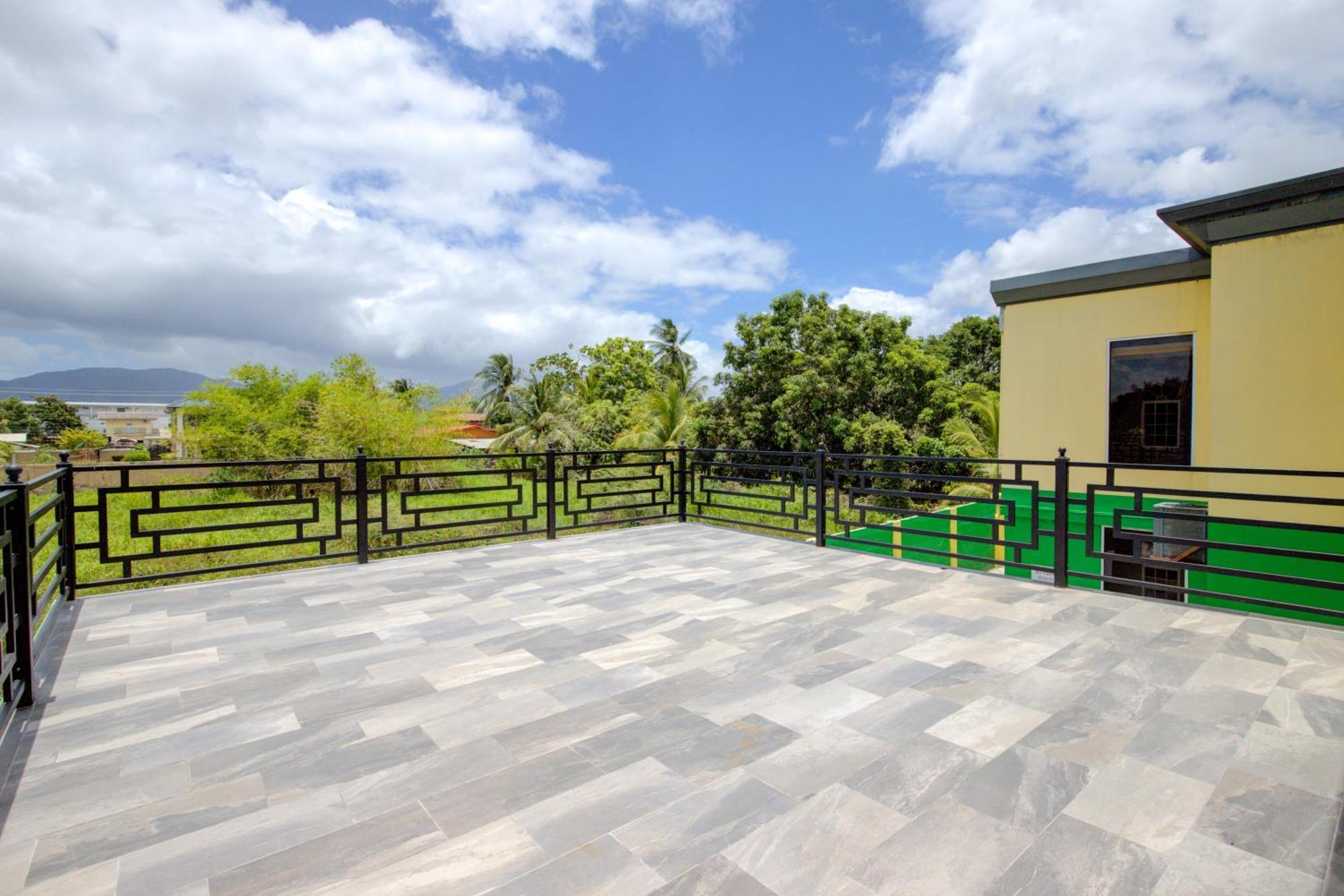 Airport Suites Hotel Piarco Exterior foto